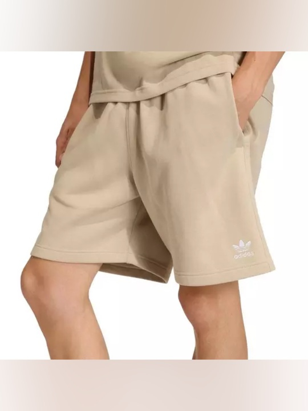 adidas originals size M trefoil essentials fleece Men's Beige Athletic Shorts